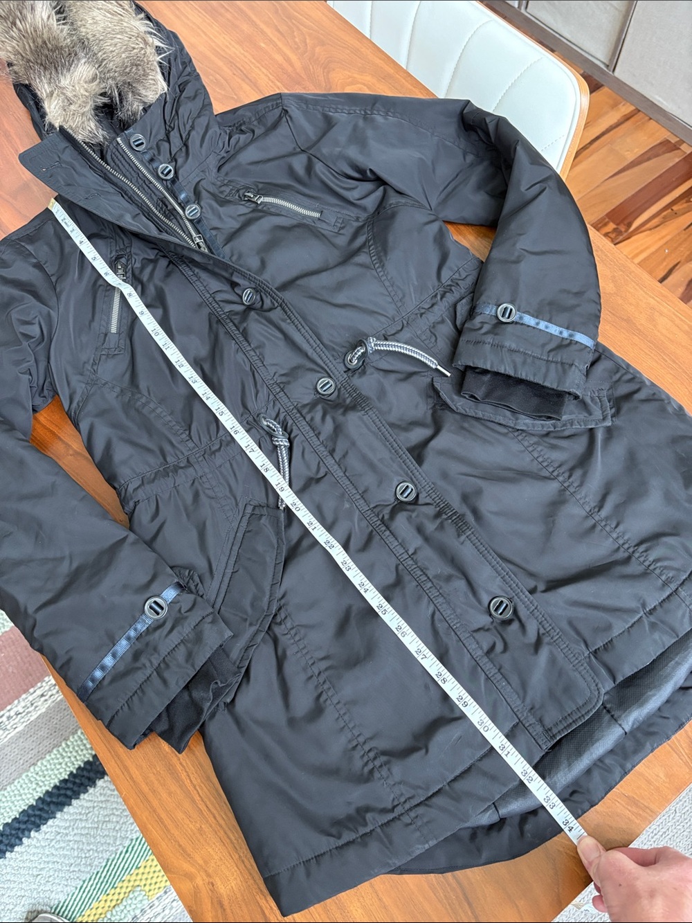 Athleta Primaloft Peak Parka Black Faux Fur Trim Hooded Coat Jacket Size Small - Picture 8 of 9